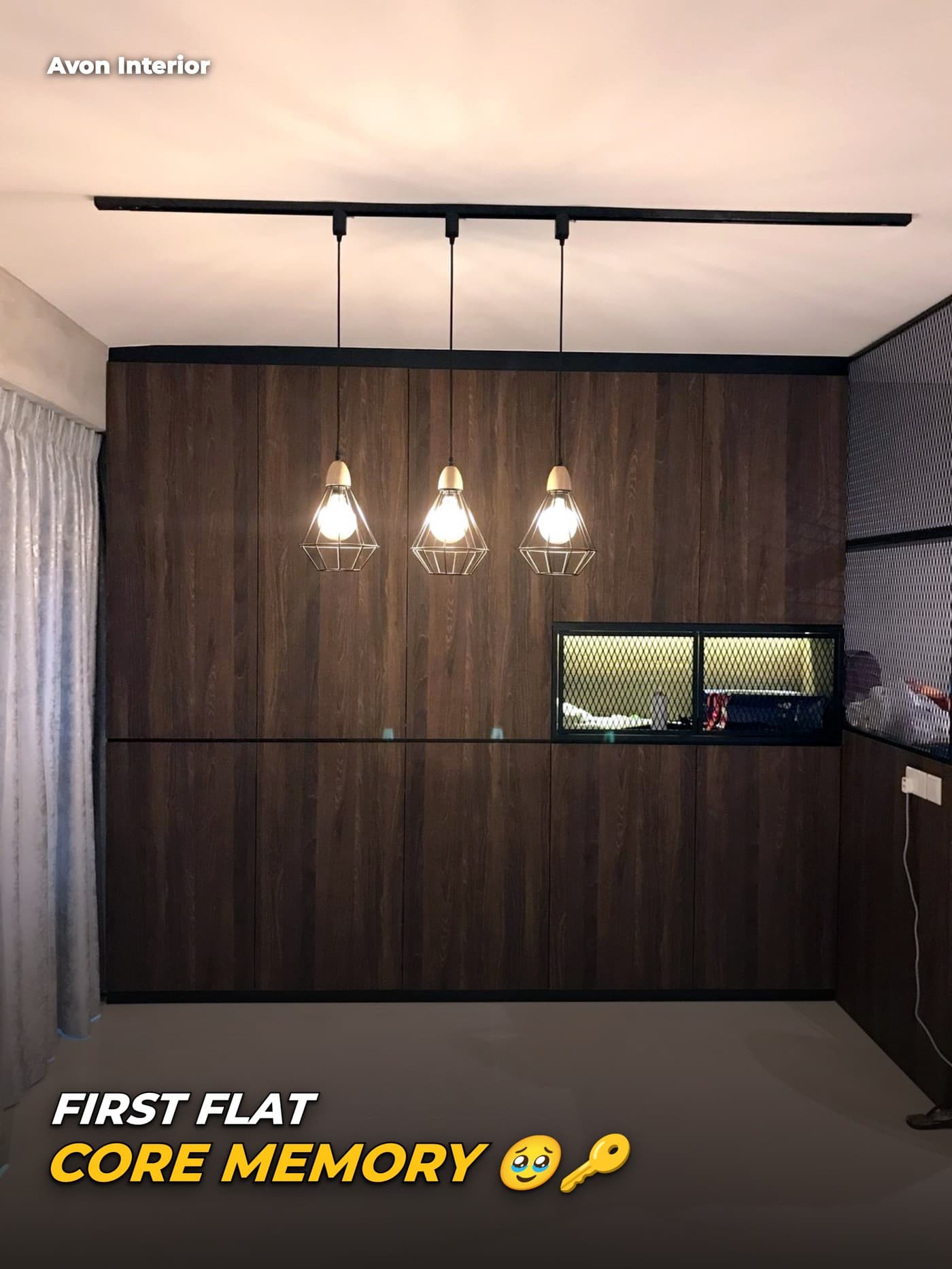 Skypeak living room feature wall with pendant lights. Headline on the image: First flat, core memory